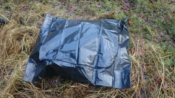 disaster body bag black with c-shaped zipper + 4 handles